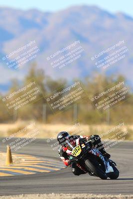 media/Jan-10-2025-CVMA Friday Practice (Fri) [[489e0da257]]/Group 4 and Trackday/Session 5 (Turn 7)/